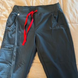 Figs charcoal jogger scrub pant